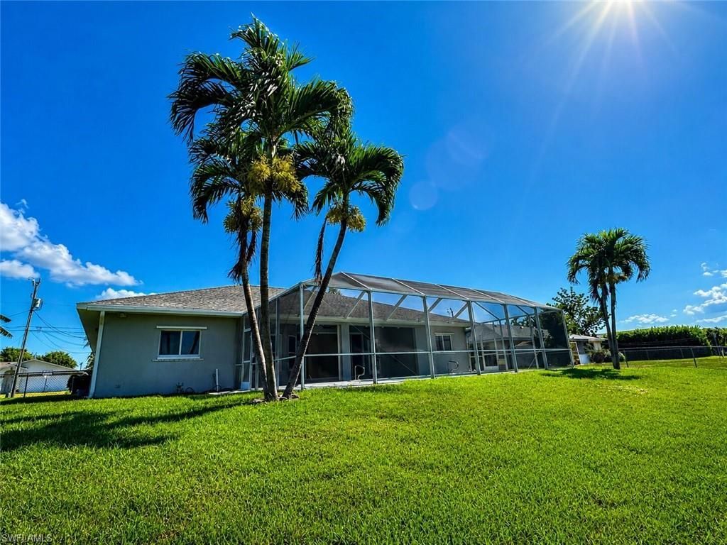 1118 SE 16th Ter , Cape Coral, FL 33990 Photo