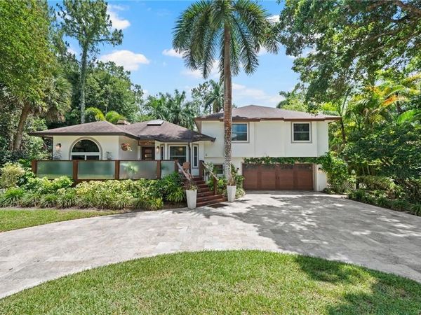 5070 Tamarind Ridge DR, NAPLES, FL 34119