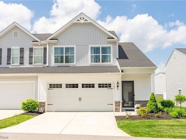1362 Maple Grove Lane, Uniontown, OH 44685