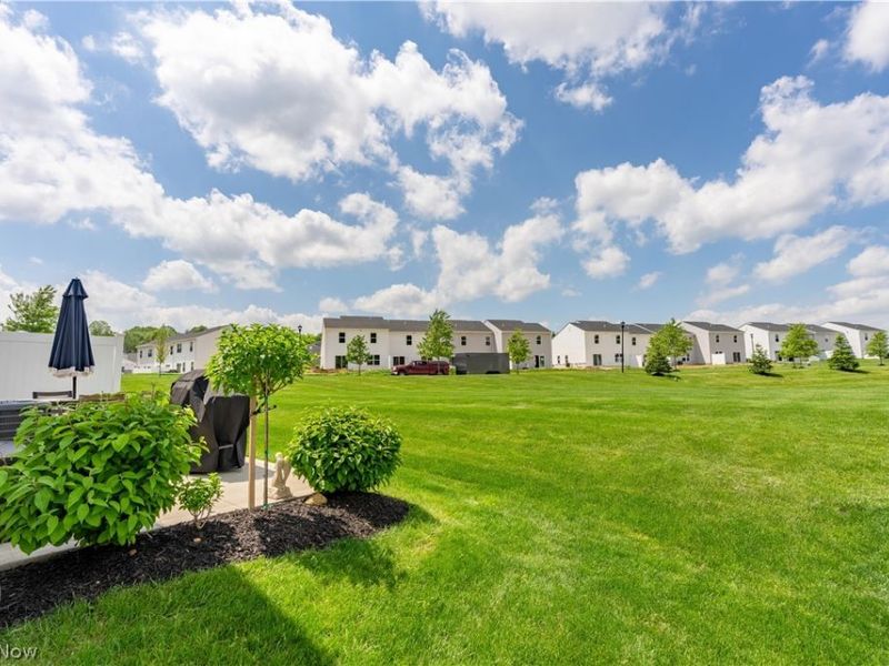 1362 Maple Grove Lane , Uniontown, OH 44685 Photo 5