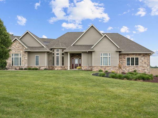 6078 Highway T38 Highway N, Grinnell, IA 50112