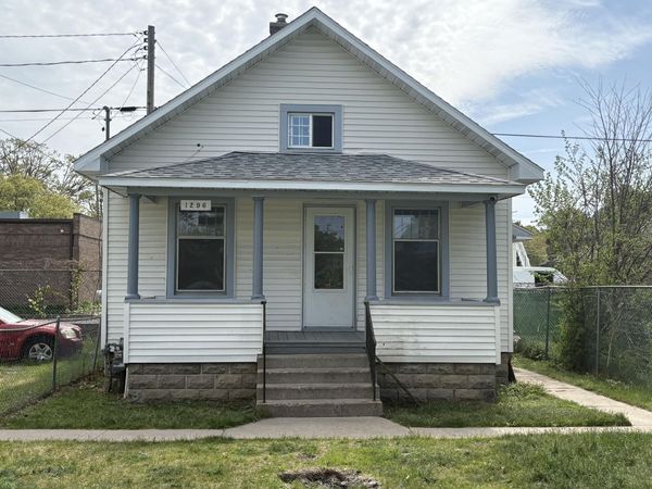 1296 Sanford Street, Muskegon, MI 49441