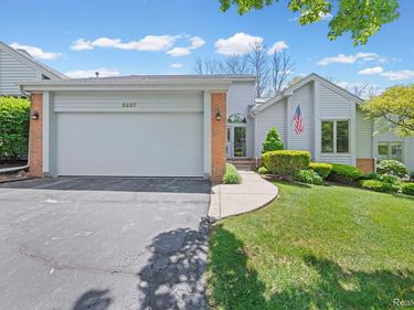 6687 Ridgeview Drive, Independence Twp, MI 48346
