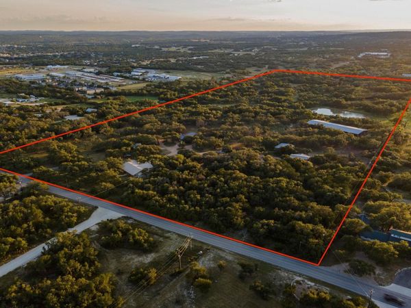 5200 Bell Springs RD, Dripping Springs, TX 78620