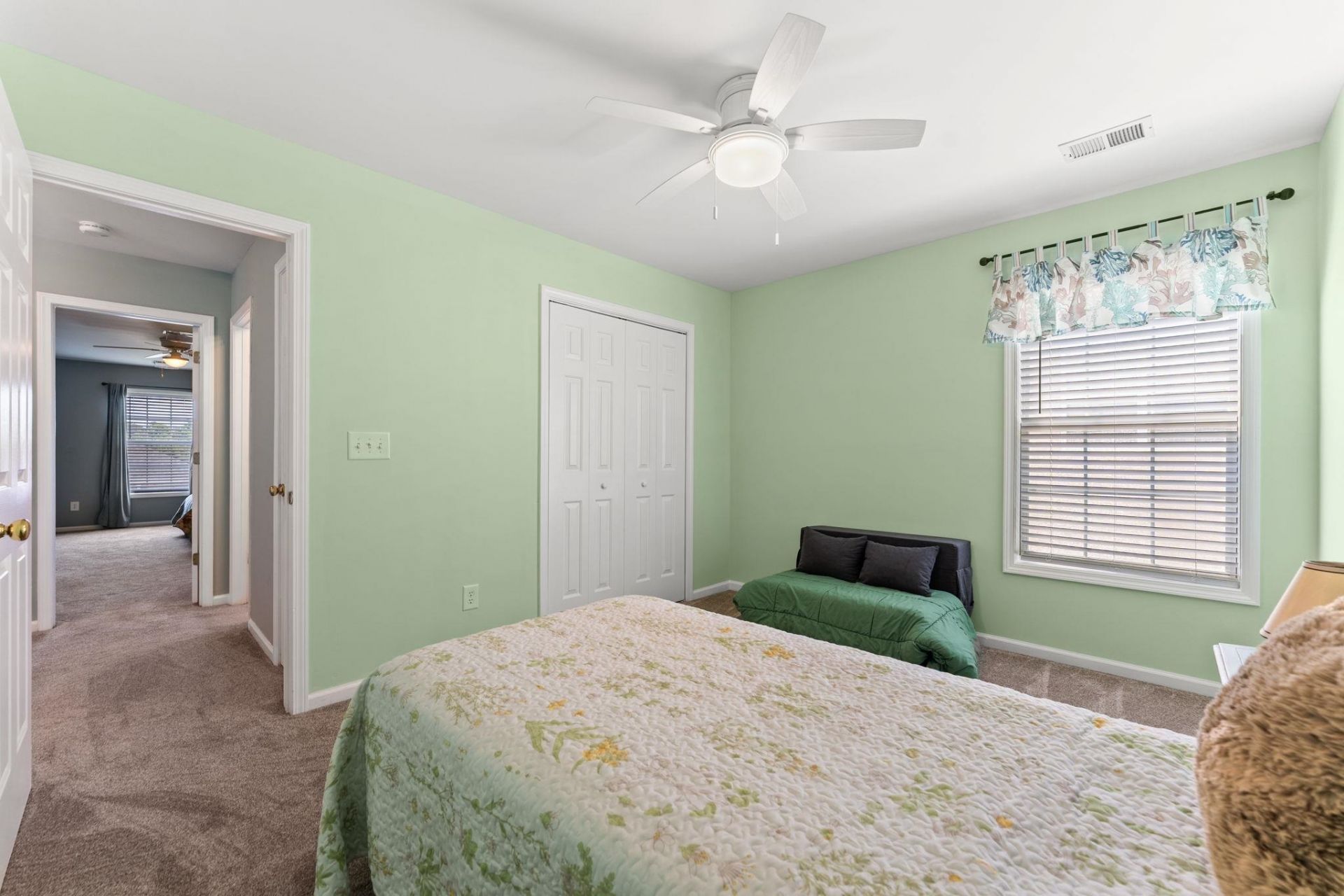 2418 Windmill Way Photo 32