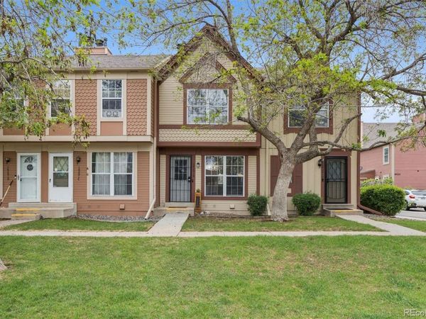 14201 E Hawaii Circle , Unit B, Aurora, CO 80012