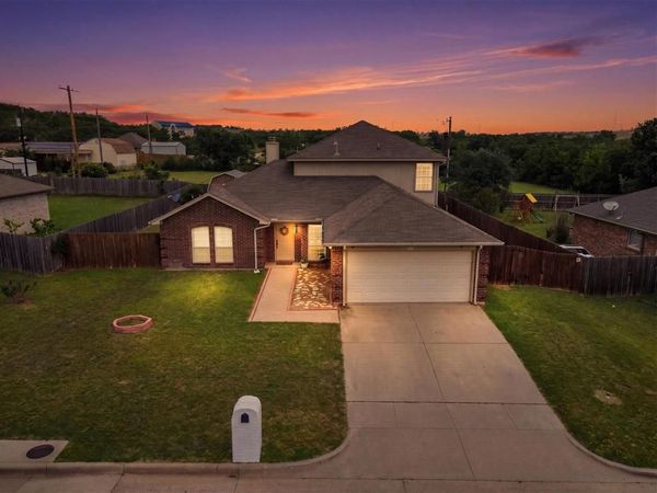 603 Rolling Hills Drive, Aledo, TX 76008