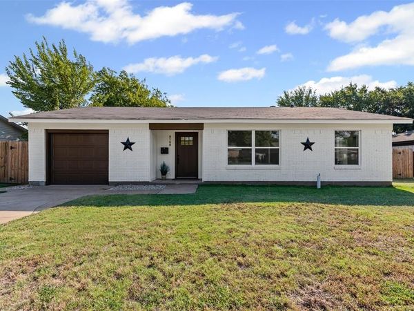 5108 Nancy Lane , North Richland Hills, TX 76180