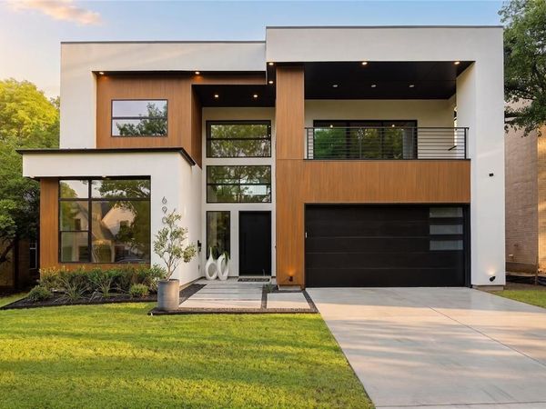 6906 Clayton Avenue, Dallas, TX 75214