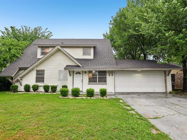 6324 Scotsdale Drive, Forest Hill, TX 76119