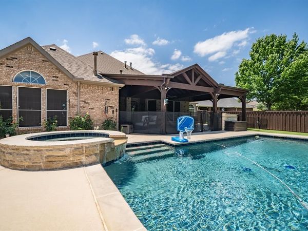 10514 Huffines Drive , Rowlett, TX 75089