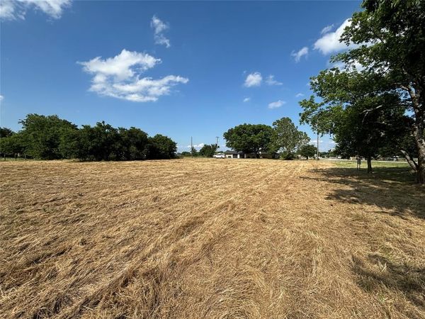 101/103 Gibson Lane, Valley View, TX 76272