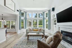 1609 William Hapton Way photo 4