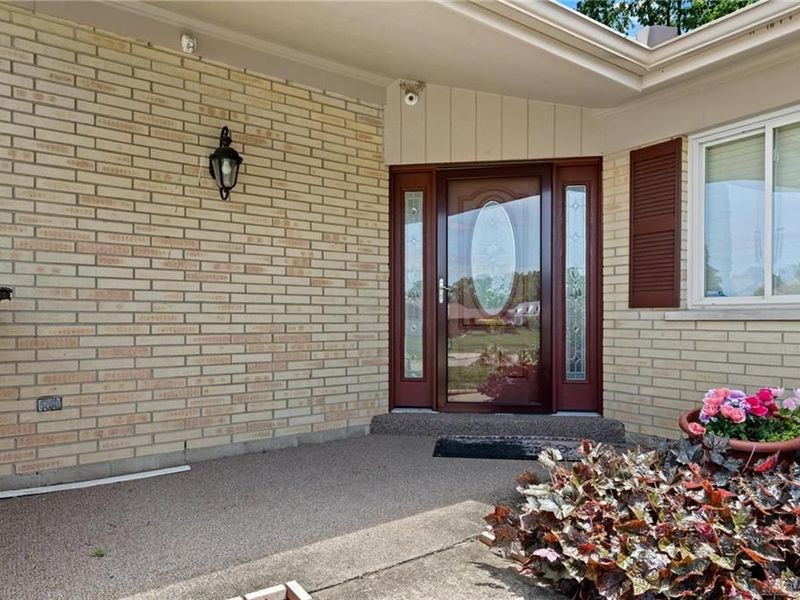 330 Winding Ridge Drive, Harrison Township, OH 45415 Photo 6