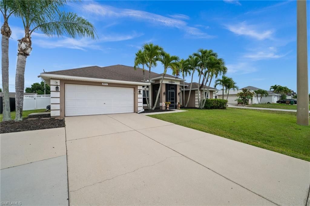 3917 Agualinda Blvd , Cape Coral, FL 33914 Photo
