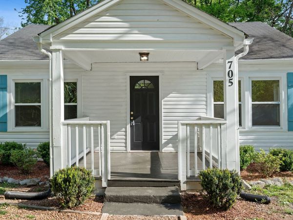 705 Williams Ln , Clarksville, TN 37040