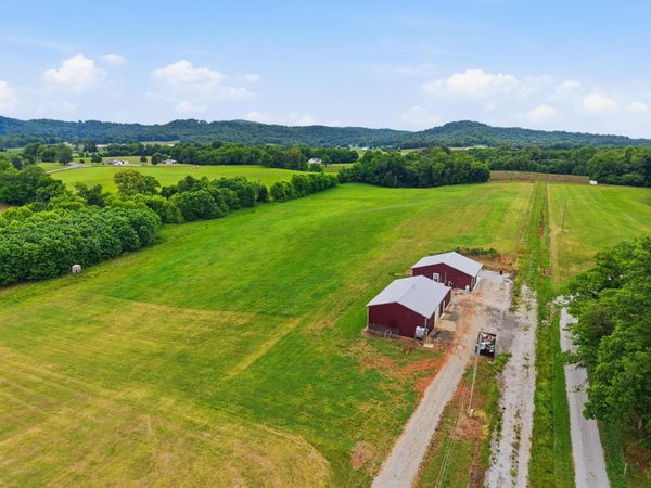 1050 Franks Ferry Rd , Sparta, TN 38583