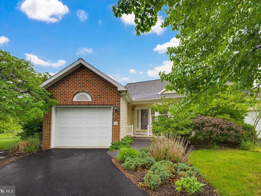 1037 Kent Garden, Lititz, PA 17543 Main Photo