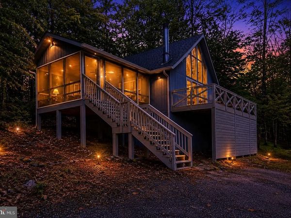578 WALDEN ROAD , HEDGESVILLE, WV 25427