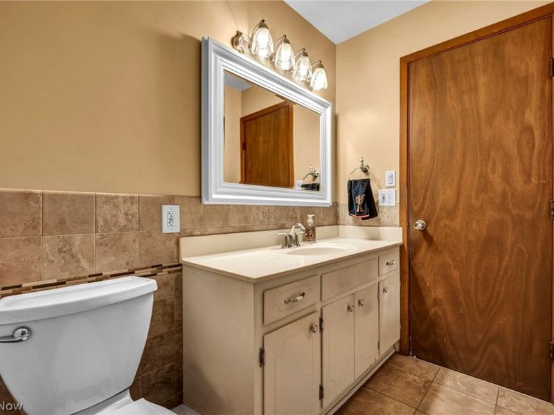 5701 Rousseau Drive , Parma, OH 44129 Photo 22
