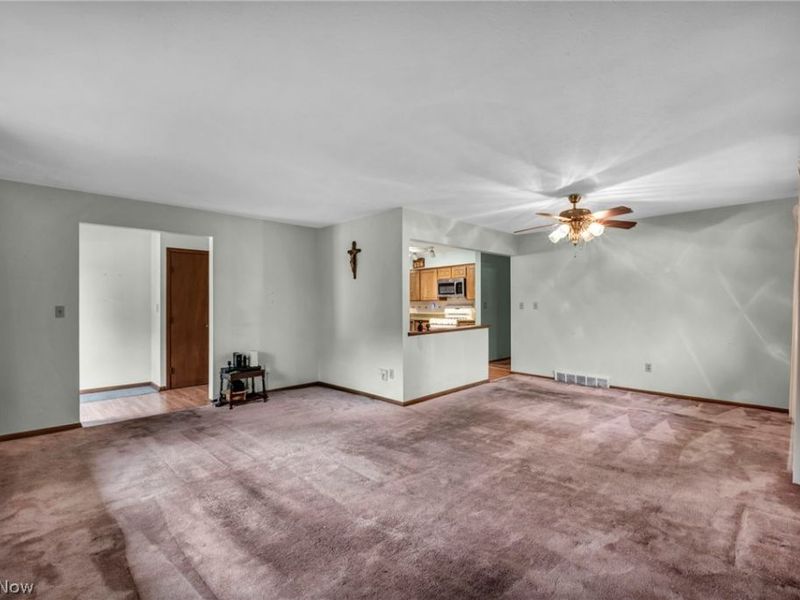 5701 Rousseau Drive , Parma, OH 44129 Photo 7