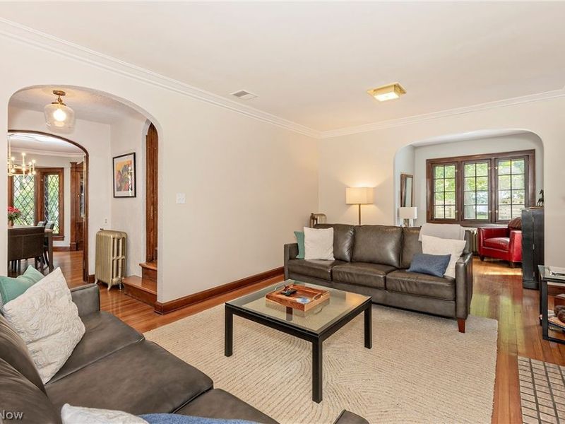 1351 Oakridge Drive, Cleveland Heights, OH 44121 Photo 4