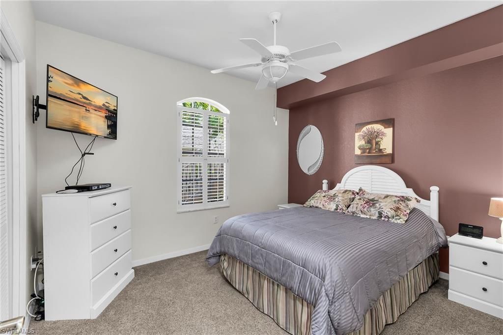 350 Newport Dr , Unit 1905, Naples, FL 34114 Photo