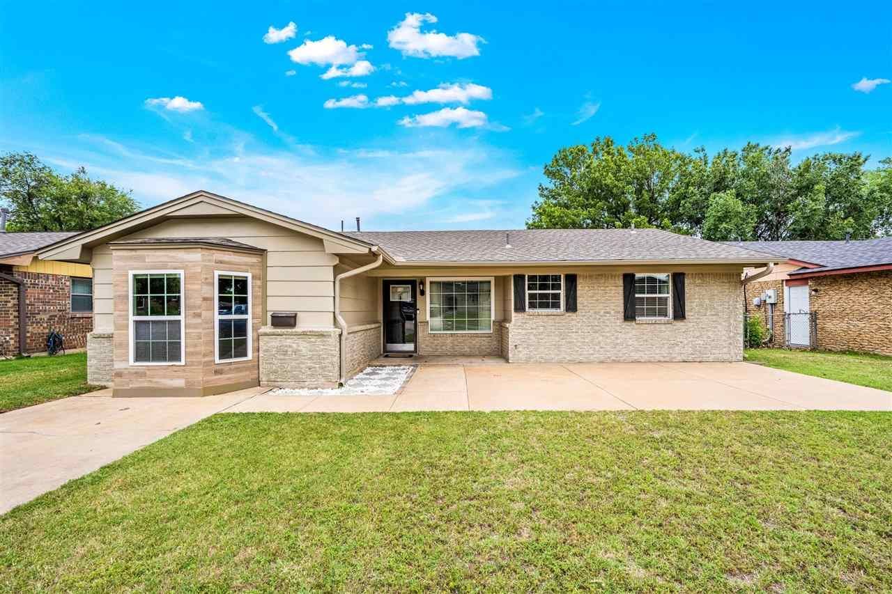 5715 NW Chestnut Ln, Lawton, OK 73505 Main Photo