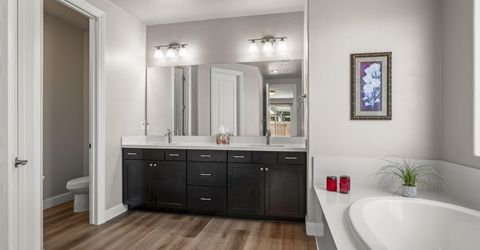 937 Los Alamitos Street, Minden, NV 89423 Photo