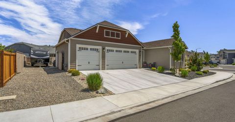 937 Los Alamitos Street, Minden, NV 89423 Photo