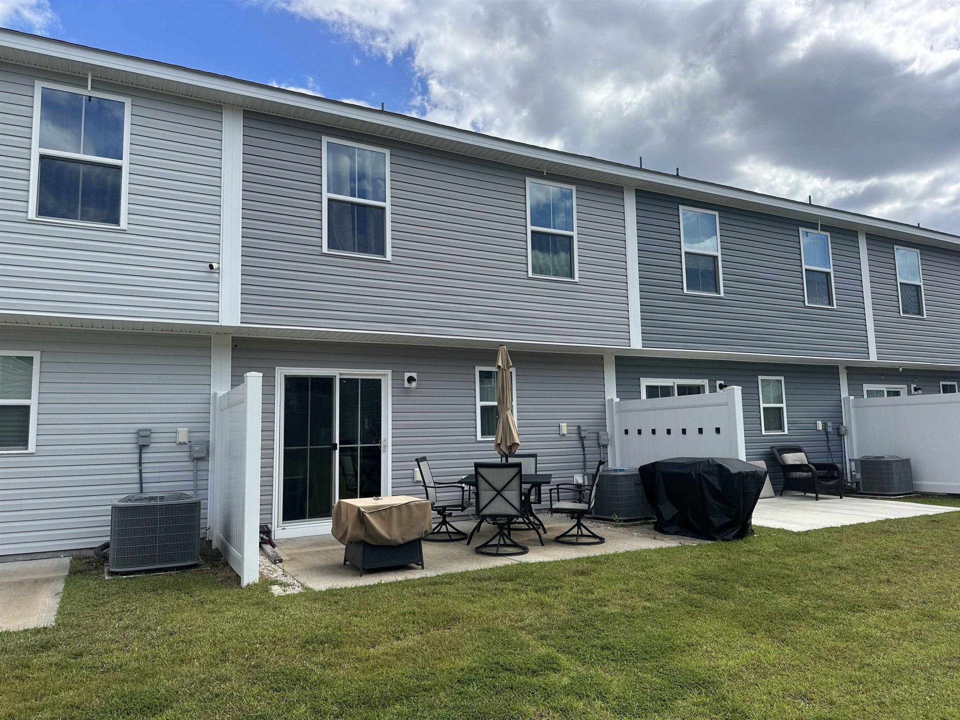 405 El Camino Dr.  Photo 31