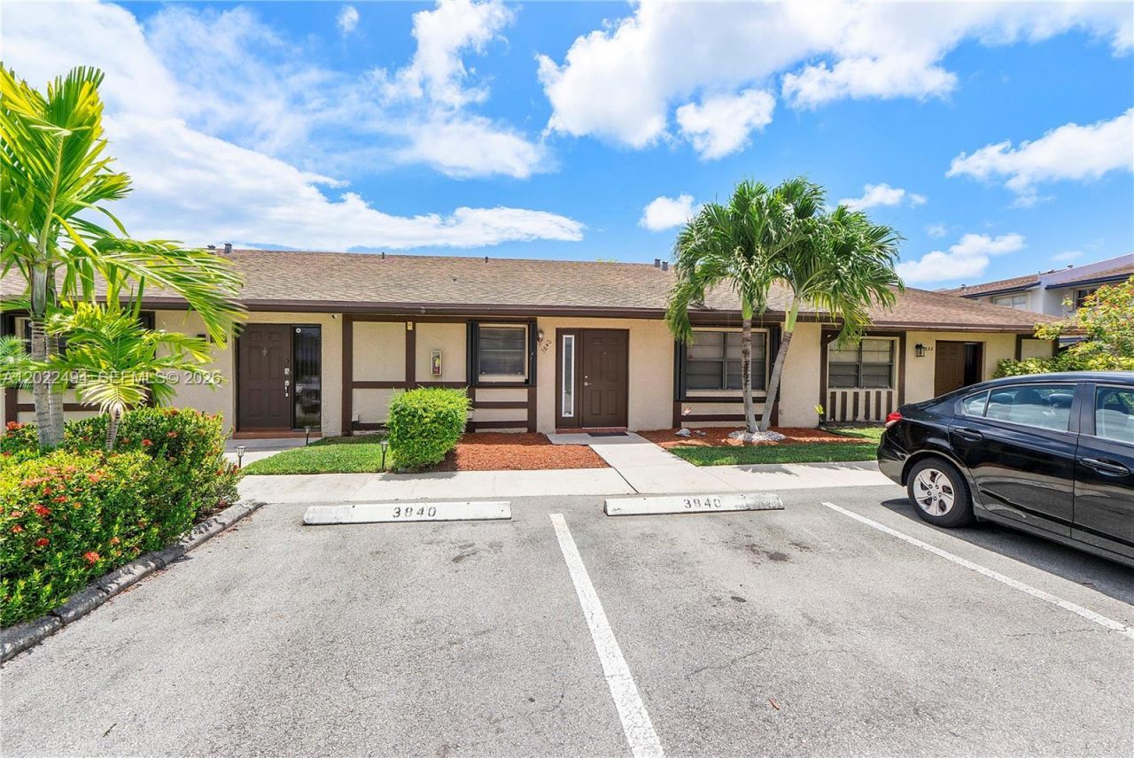 3840 Farragut St, Hollywood, FL 33021 Photo