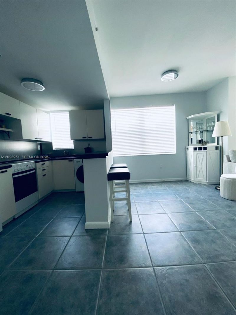 1550 Drexel Ave , Unit 202, Miami Beach, FL 33139 Photo