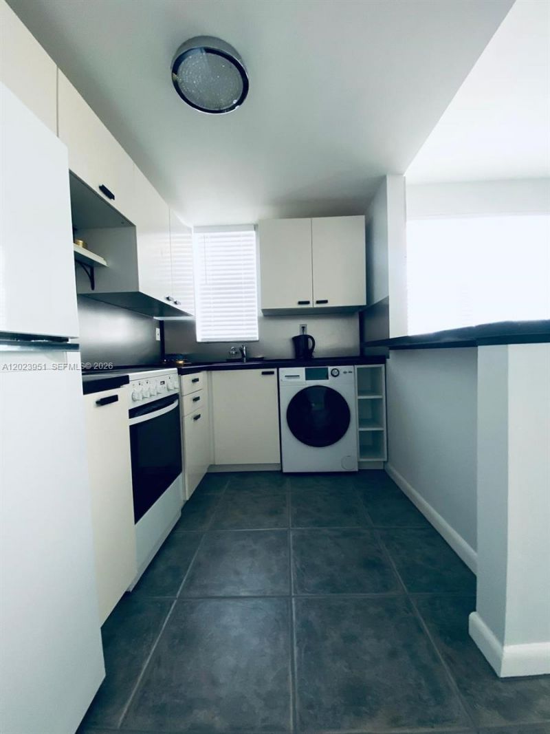 1550 Drexel Ave , Unit 202, Miami Beach, FL 33139 Photo