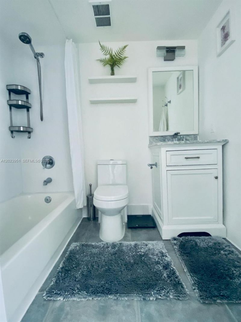 1550 Drexel Ave , Unit 202, Miami Beach, FL 33139 Photo