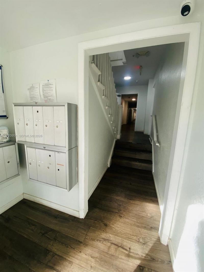1550 Drexel Ave , Unit 202, Miami Beach, FL 33139 Photo