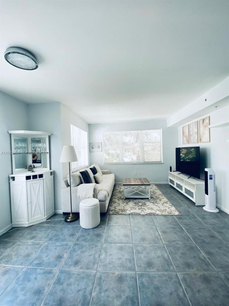 1550 Drexel Ave , Unit 202, Miami Beach, FL 33139 Photo