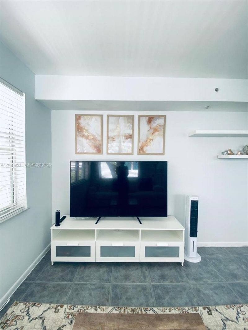 1550 Drexel Ave , Unit 202, Miami Beach, FL 33139 Photo