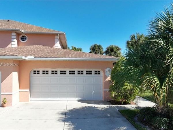 19999 Lake Vista Circle , Unit 3, Lehigh Acres, FL 33936