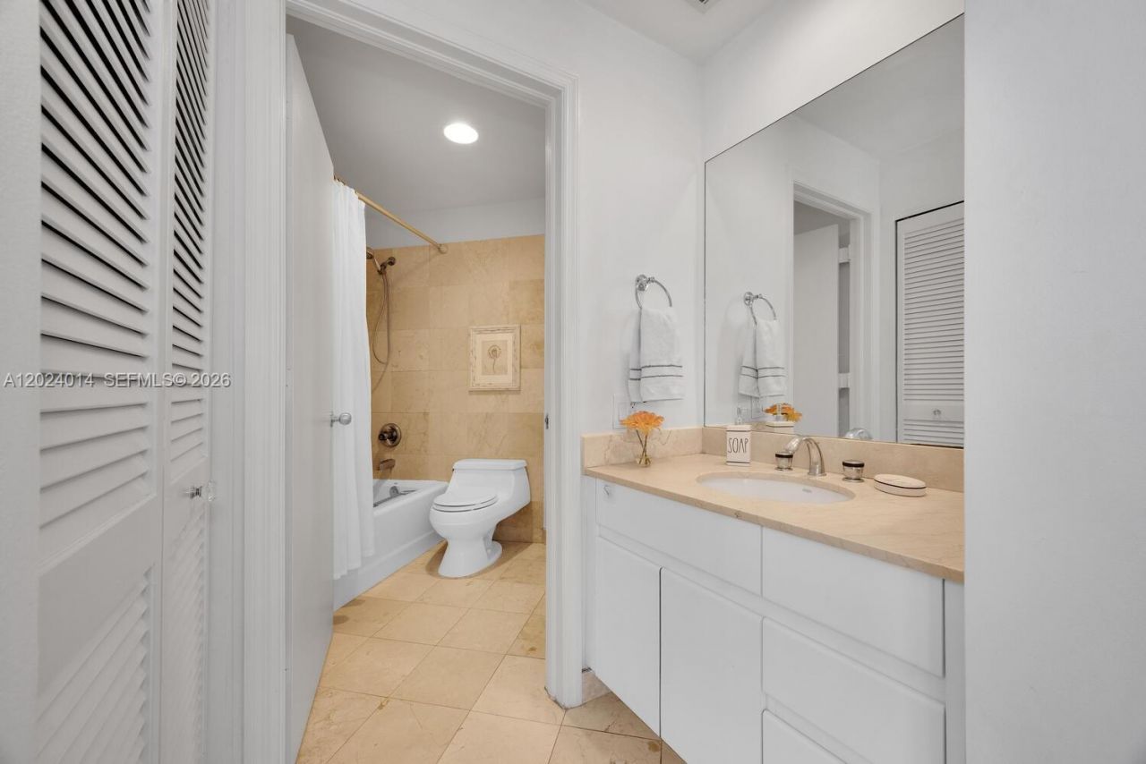 888 Brickell Key Dr , Unit 1001, Miami, FL 33131 Photo