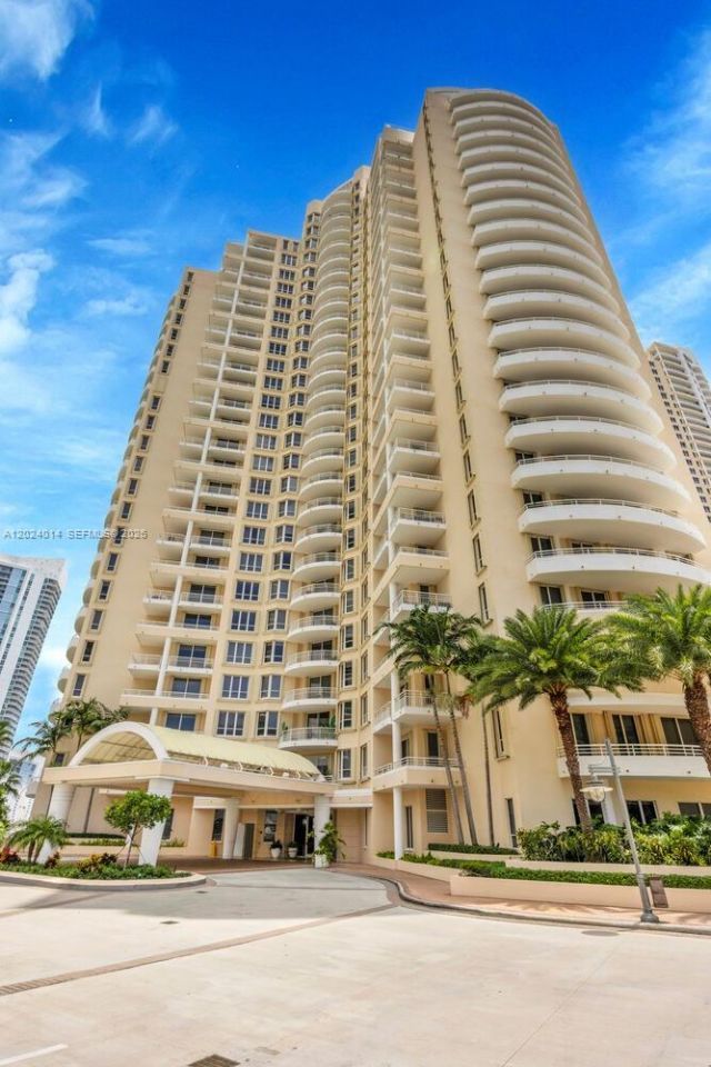 888 Brickell Key Dr , Unit 1001, Miami, FL 33131 Photo