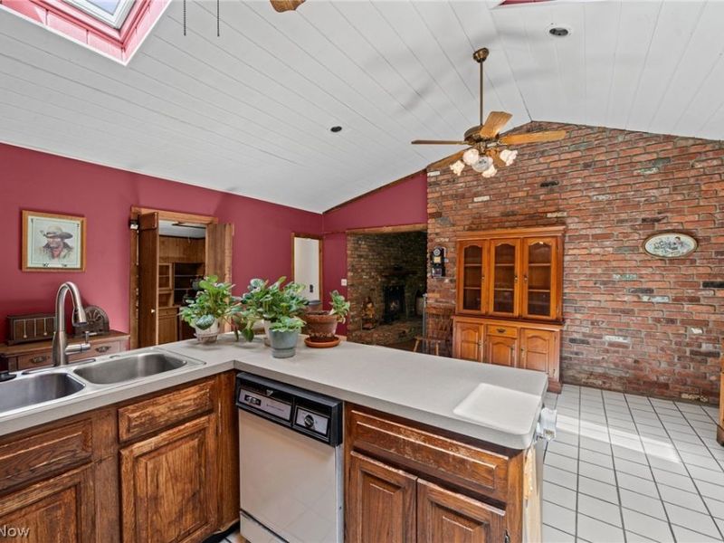 22486 Macbeth Avenue, Fairview Park, OH 44126 Photo 14