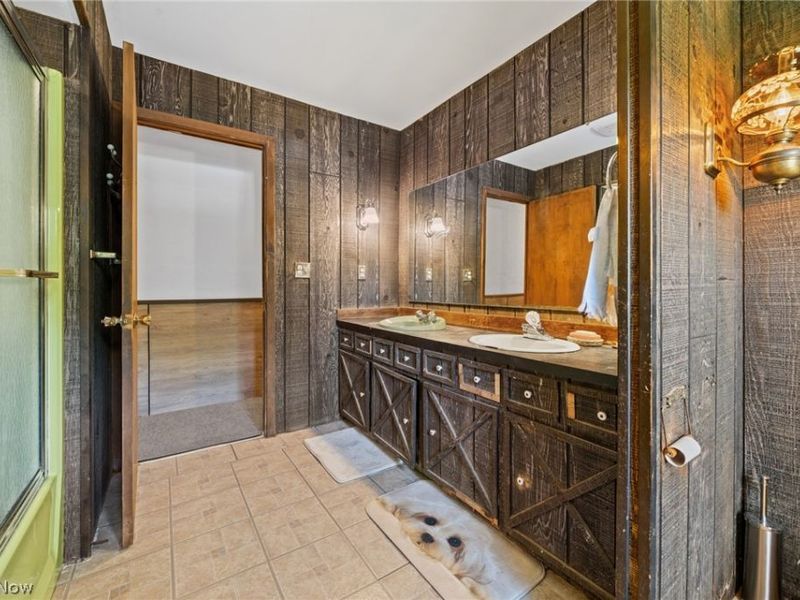 22486 Macbeth Avenue, Fairview Park, OH 44126 Photo 37