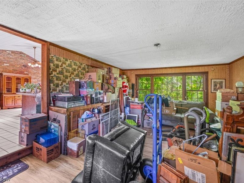 22486 Macbeth Avenue, Fairview Park, OH 44126 Photo 7