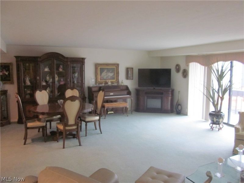 22555 Center Ridge Road, Unit 204, Rocky River, OH 44116 Photo 19