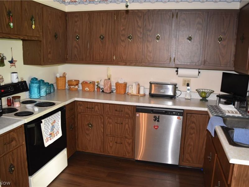 132 N Sugar Street, Saint Clairsville, OH 43950 Photo 6