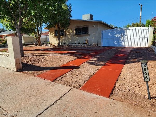 3896 Acapulco Avenue, Las Vegas, NV 89121