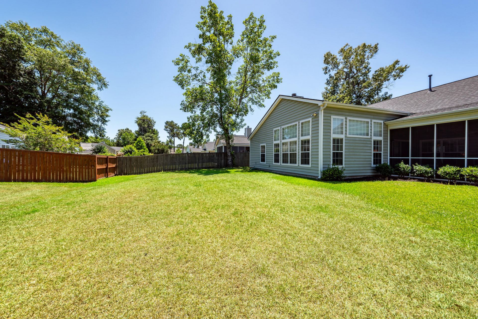 1520 Ashley Garden Boulevard Photo 52