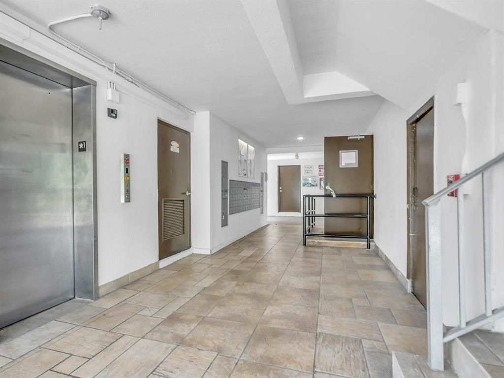 8601 SW 94th Street, Unit 201w, Miami, FL 33156 Photo