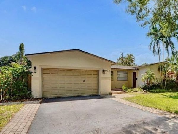 4960 SW 89th Avenue, Cooper City, FL 33328